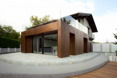 rivestimento-villa-corten-mabele-torino-outdoor-esterni-lavori-su-misura-artigiani-del-metallo-steel-2.jpg