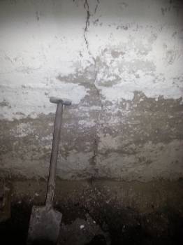 bruzda- fundament piwnica bliższa perspektywa